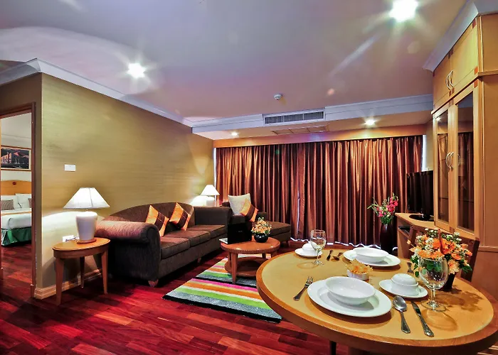 Admiral Hotel 4*
