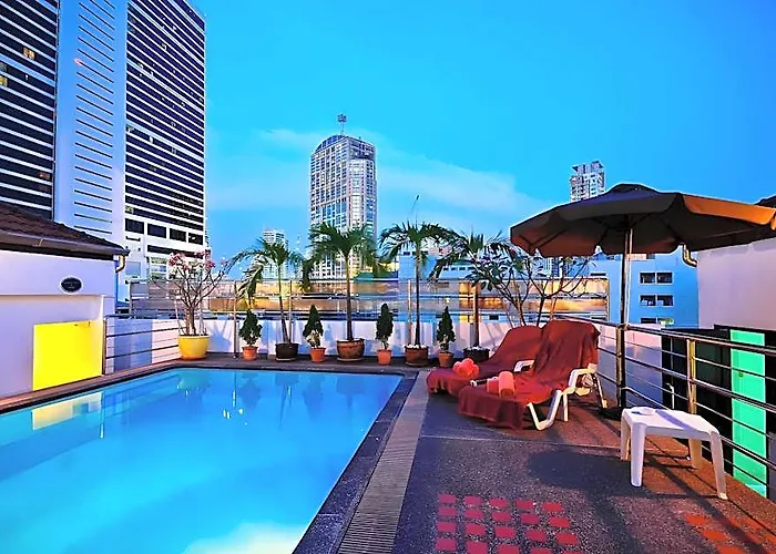 Admiral Hotel 4*